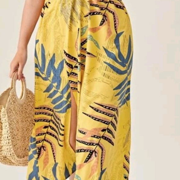 Halter Dress - Picture 3 of 13